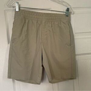Everlane Men’s Lightweight Performance Shorts Khaki Beige Size XS Elastic Waist
